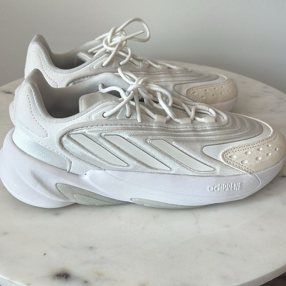 adidas White Women's Sneakers - Picture 11 of 12